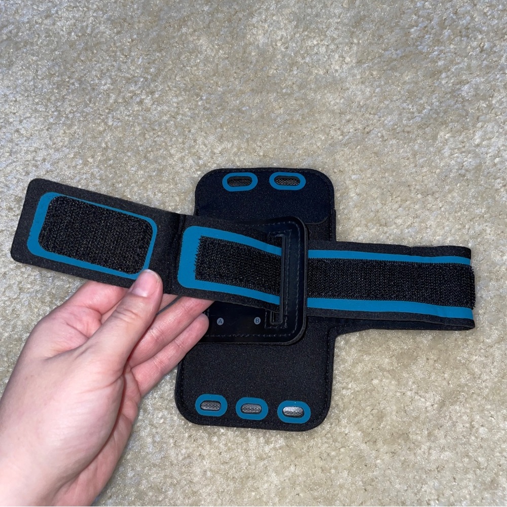 iPhone armband - Picture 5 of 5